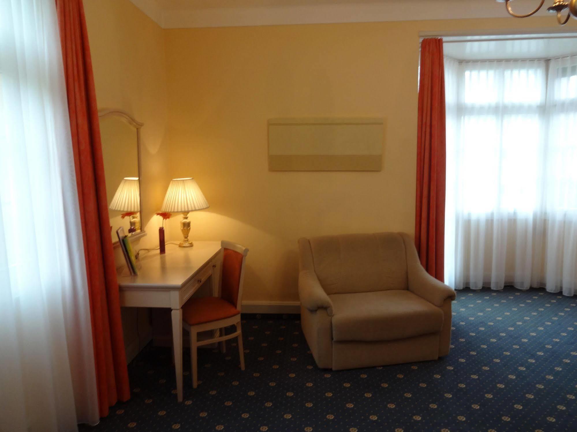 Hotel Schweizerhof Weggis Exteriör bild