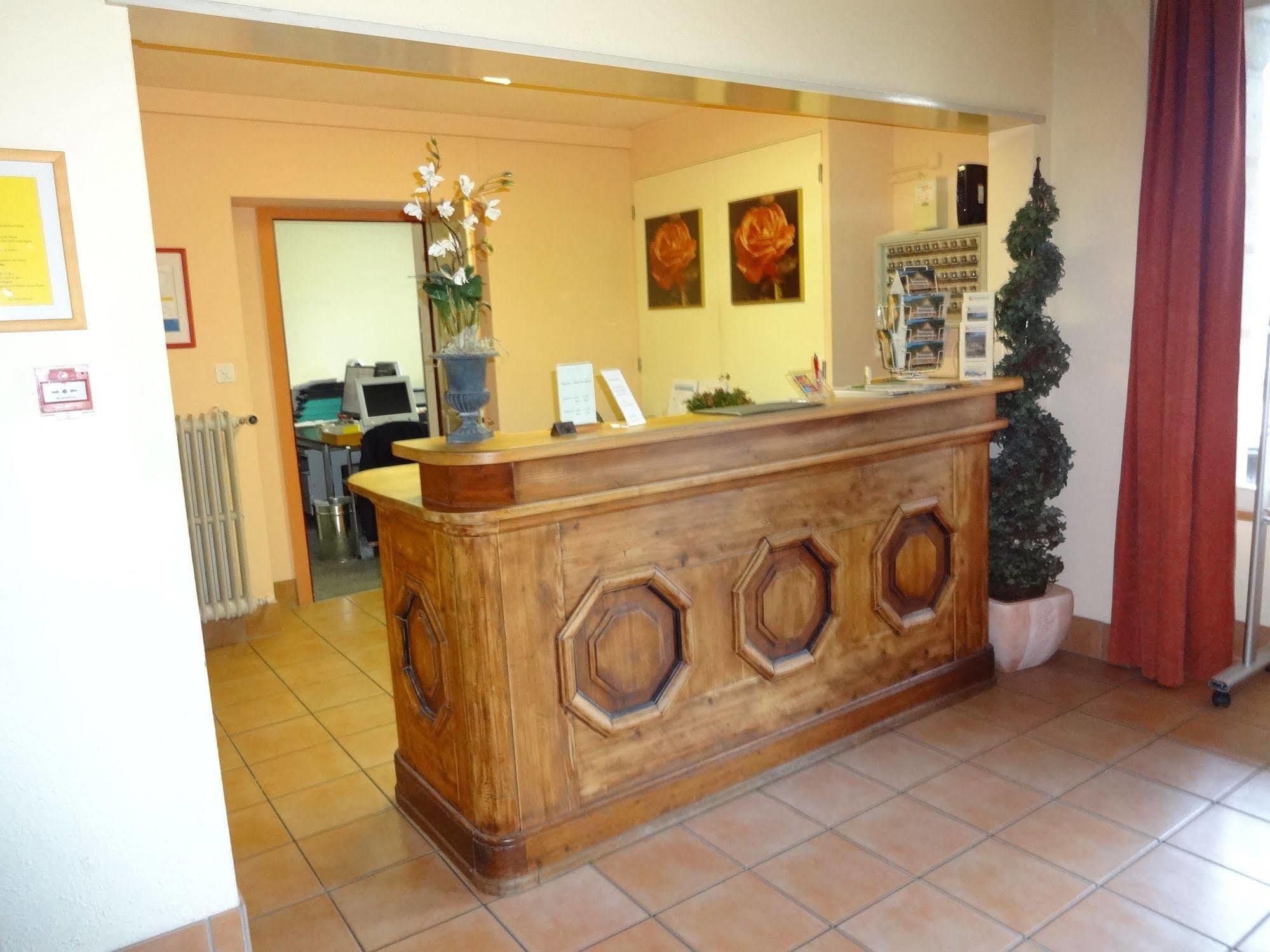 Hotel Schweizerhof Weggis Exteriör bild